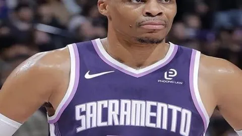 哈兰德神射屡破布莱顿防线，却难助曼城问鼎，英超连战未胜成谜