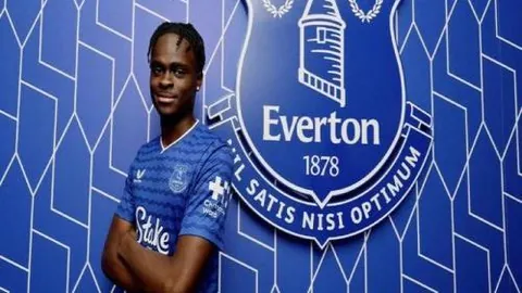 小雷解析：范德芬受压制，阿森纳赛季质合分析及前区十码推荐